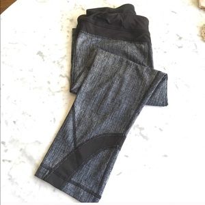 Lululemon Run Swiftly Crops 8